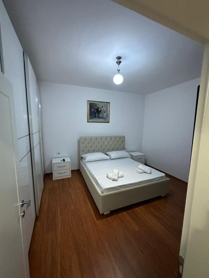 Elby Apartments เบราท ภายนอก รูปภาพ