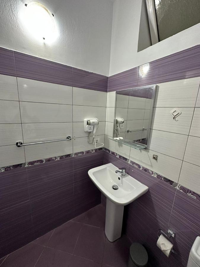 Elby Apartments เบราท ภายนอก รูปภาพ